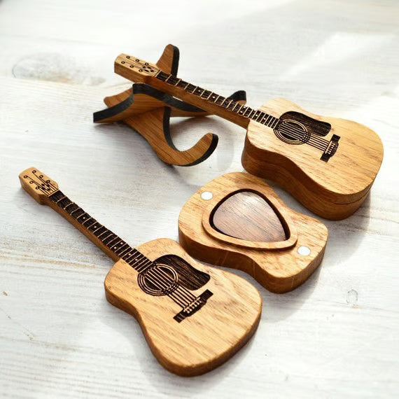 🎸100% Handmade Mini Cute Edition Wooden Guitar Plectrum Case(𝐉𝐚𝐤𝐞 𝐖𝐢𝐥𝐬𝐨𝐧 𝐇𝐚𝐧𝐝𝐦𝐚𝐝𝐞®) - BUY 2 FREE SHIPPING